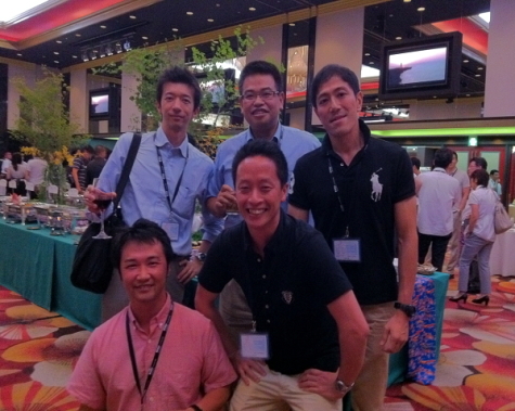 懇親会での記念撮影